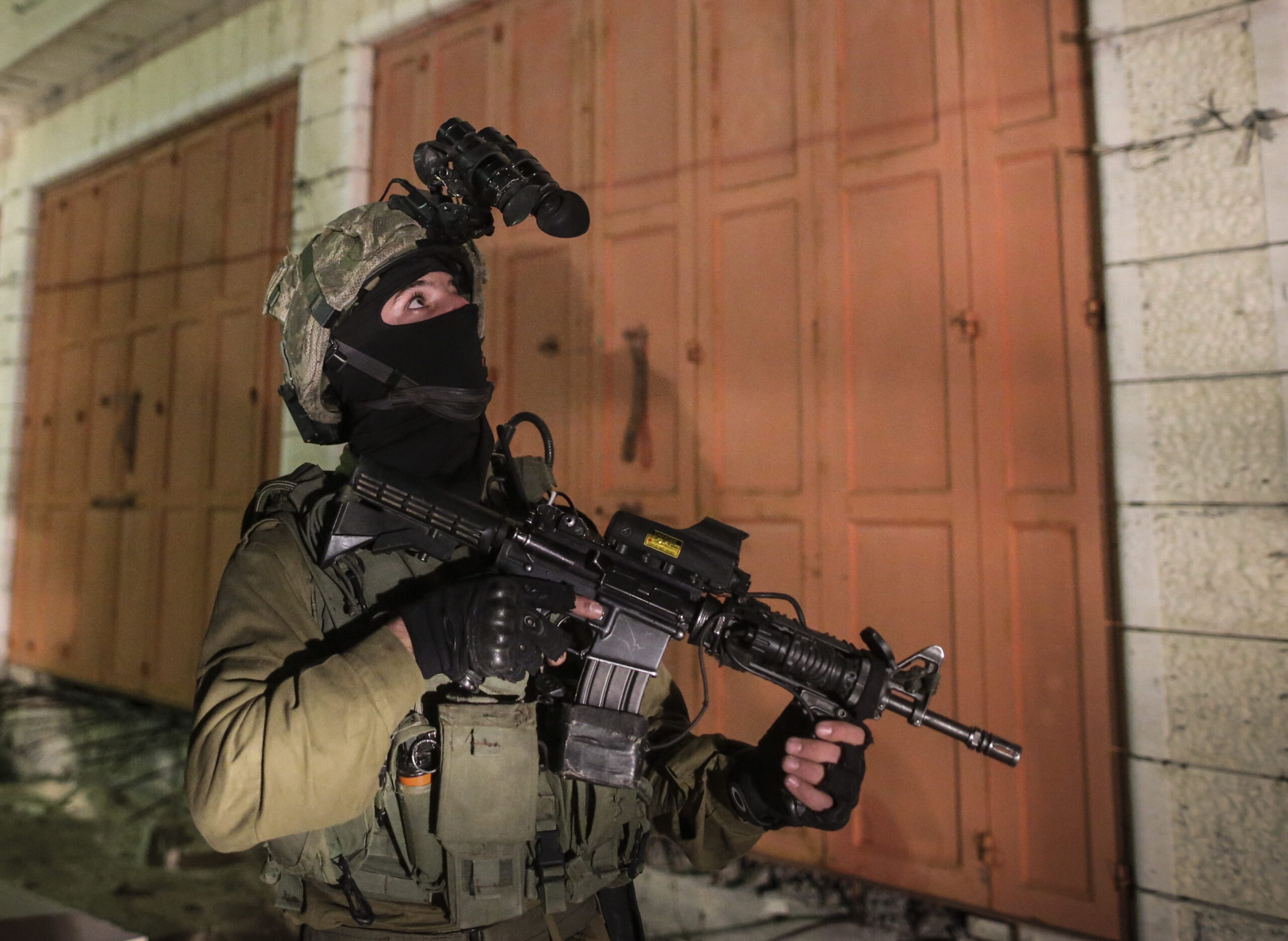 IDF soldiers conduct a search near Hebron. (Nati Shohat/Flash90)