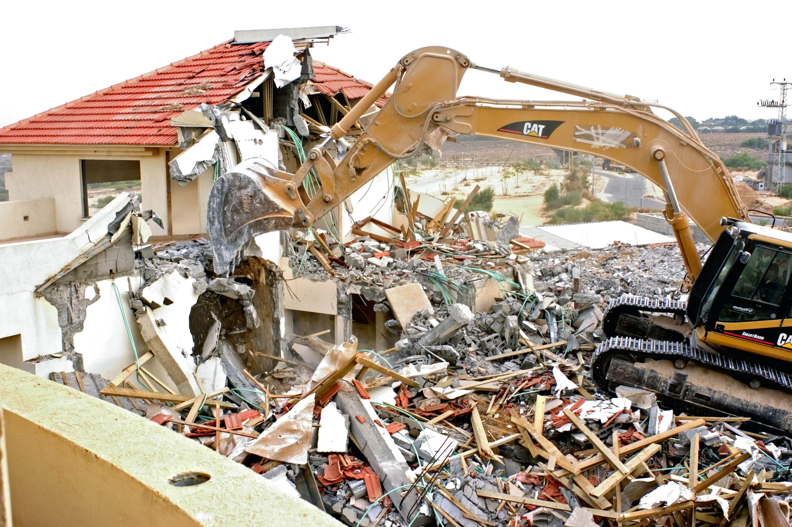 Destruction of Jewish home in Gush Katif