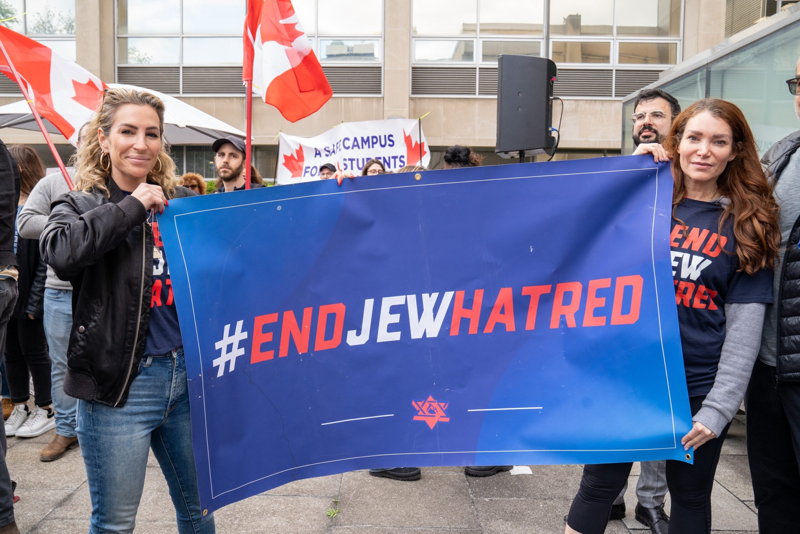 Canadian Jews protesting antisemitism