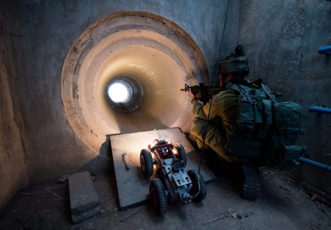 IDF tunnel exploration robot (IDF)