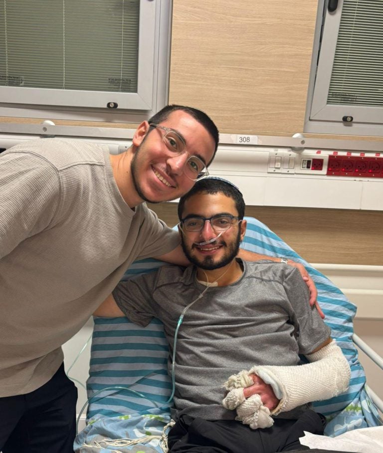 The miraculous survival of an injured tank soldier