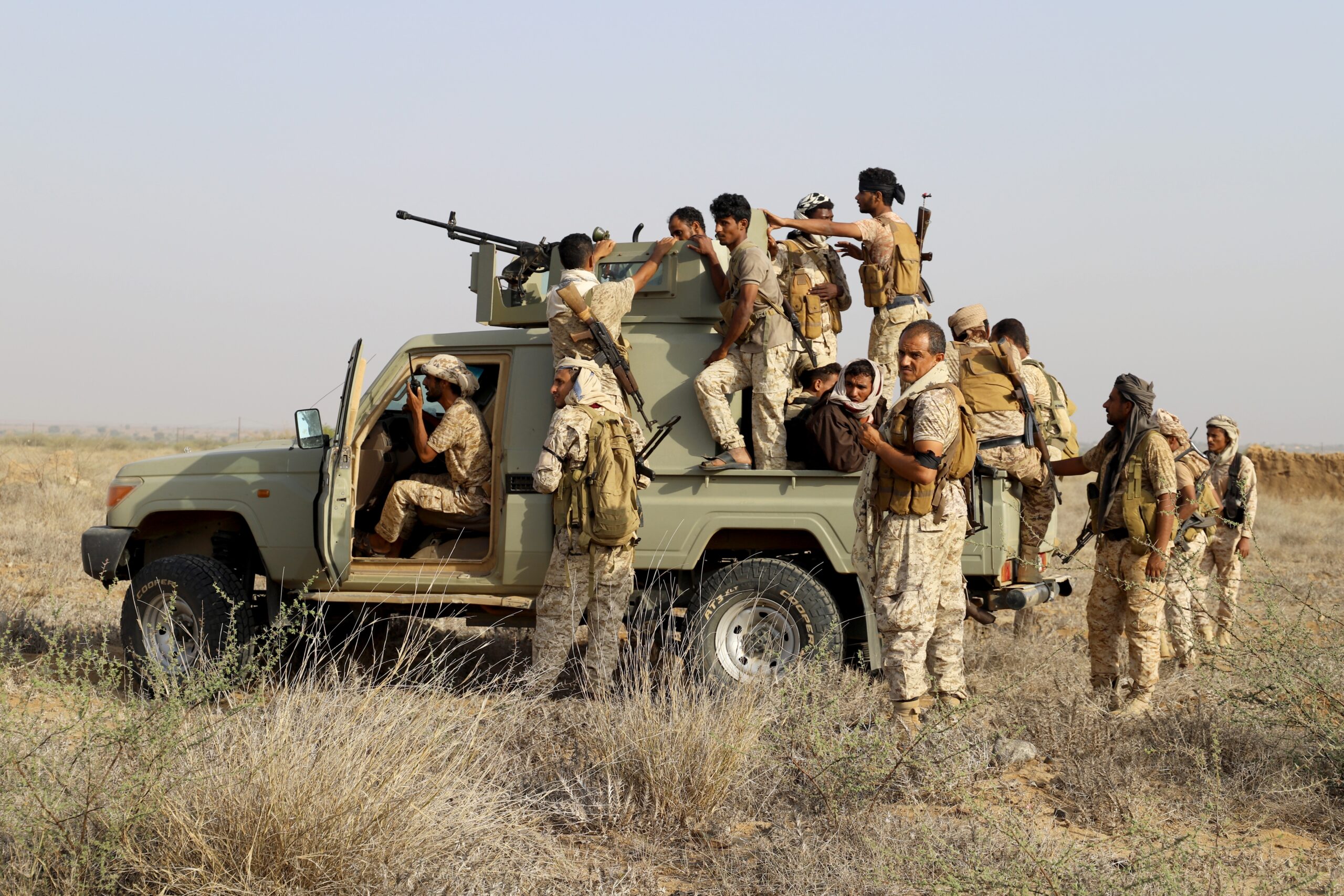 Houthi fighters