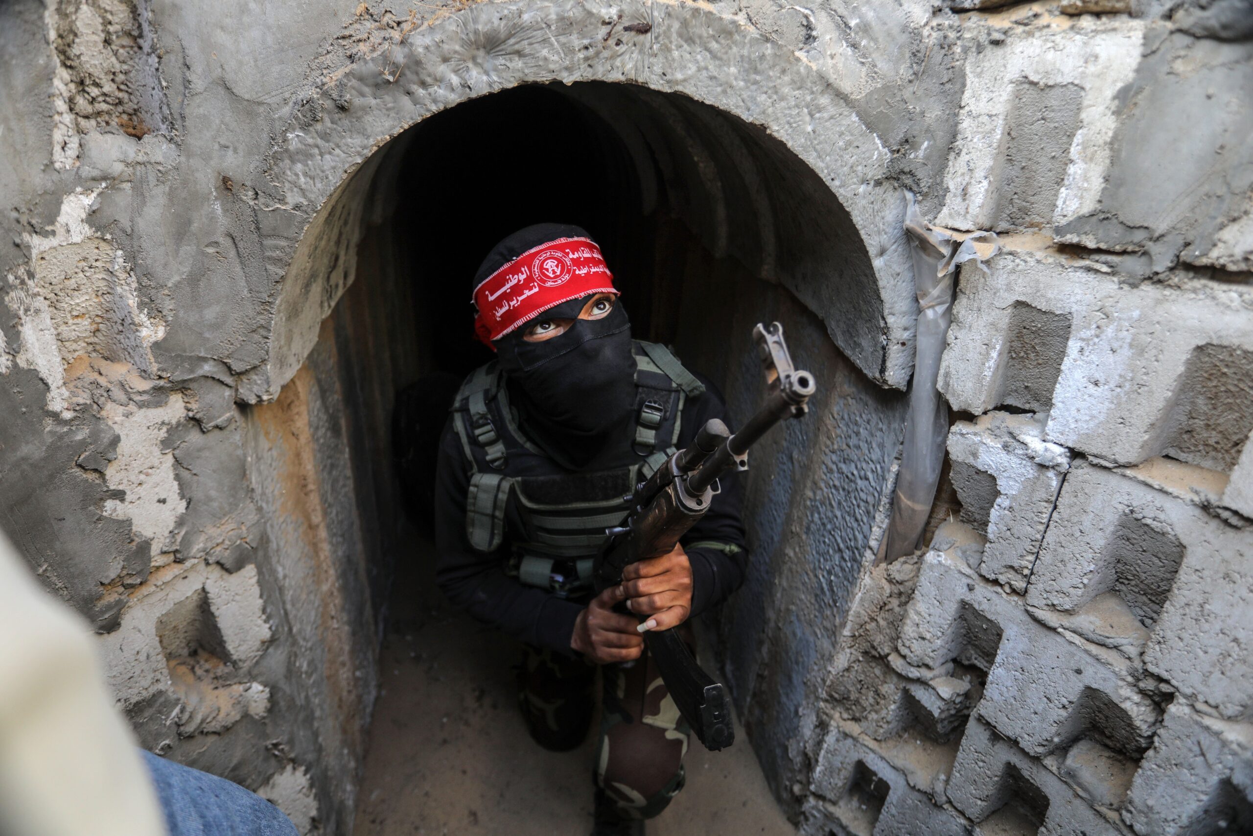 Arab terrorist in Gaza tunnel